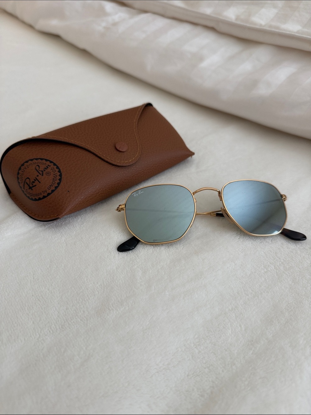 Ray-Ban Gold Frame Sunglasses with Silver Mirrors Brand New, HEXAGONAL FLAT LENS
